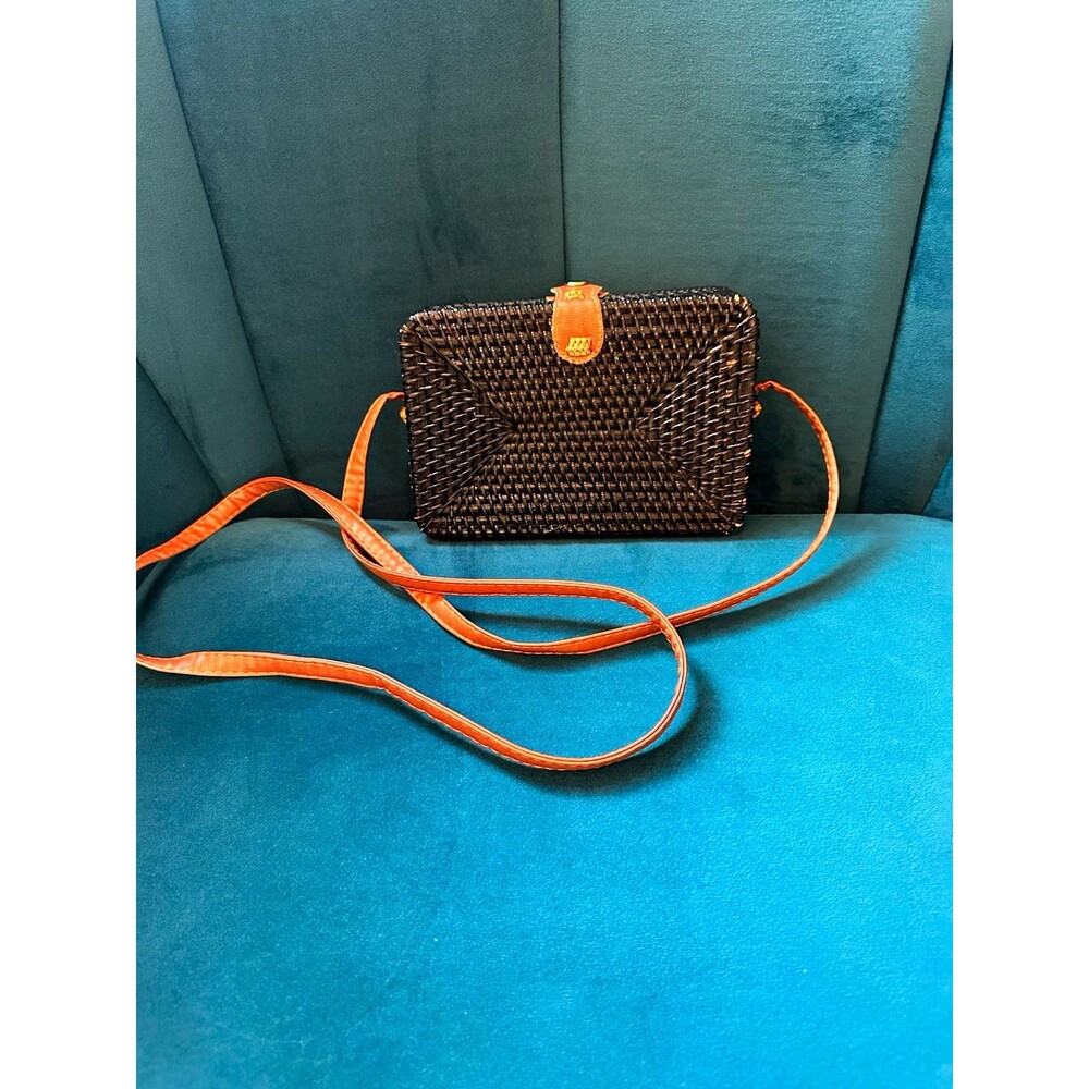 The Jetset Diaries TJD Rattan Woven Rectangle Crossbody purse Strap bag